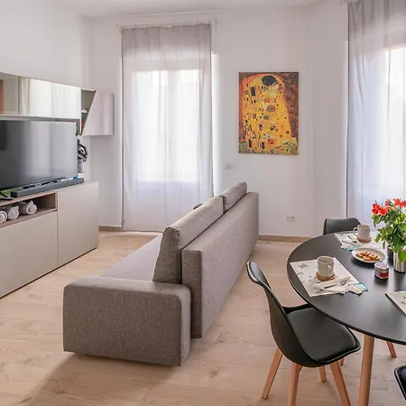 Vigevanorent Apartament *