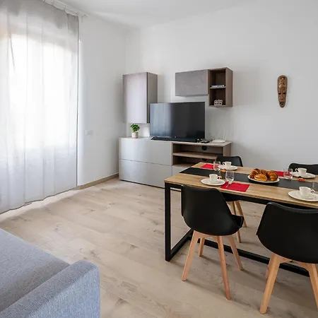 Vigevanorent Apartament *